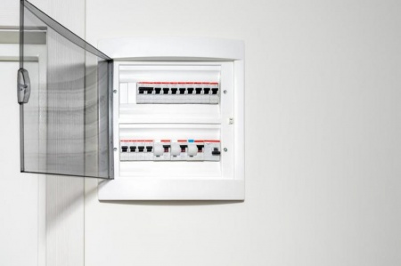 Rénovation électrique à Trelaze : les étapes essentielles pour réussir